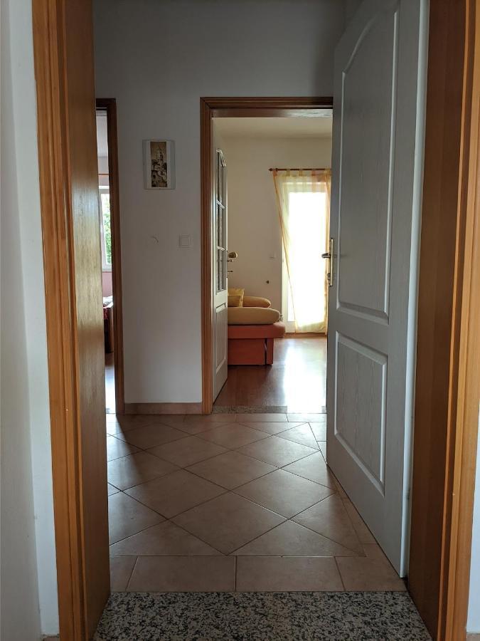 Villa Triton Vinkuran Luaran gambar