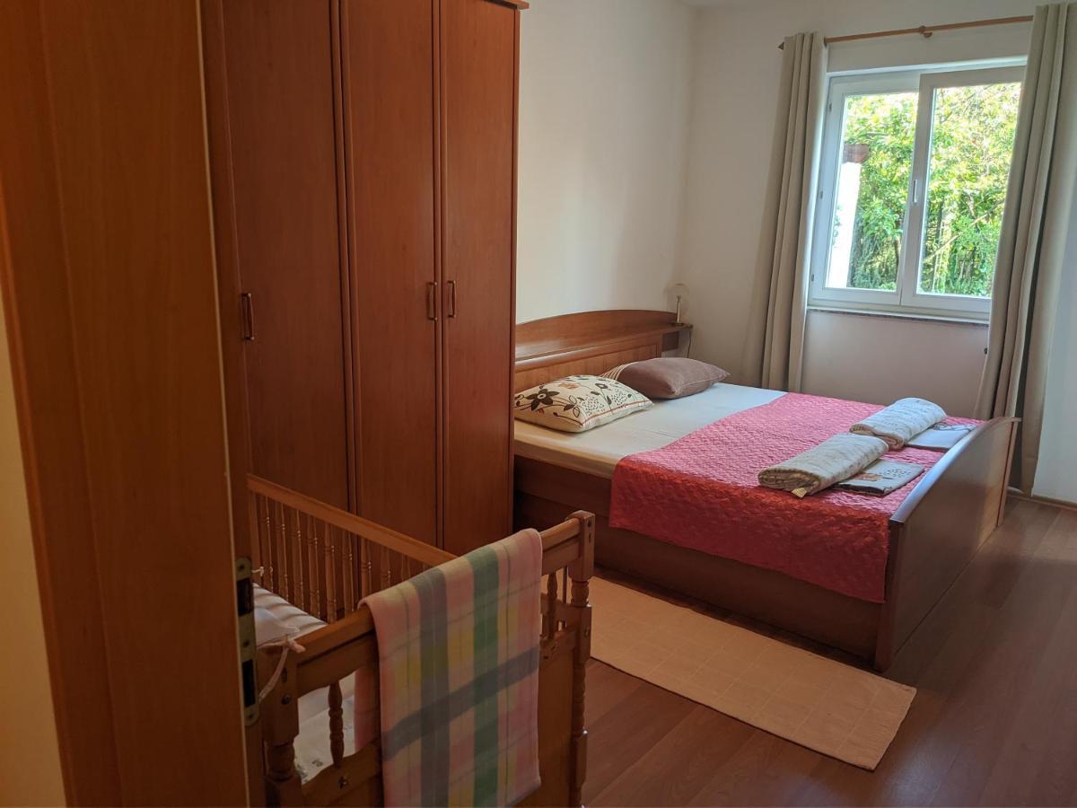 Villa Triton Vinkuran Luaran gambar