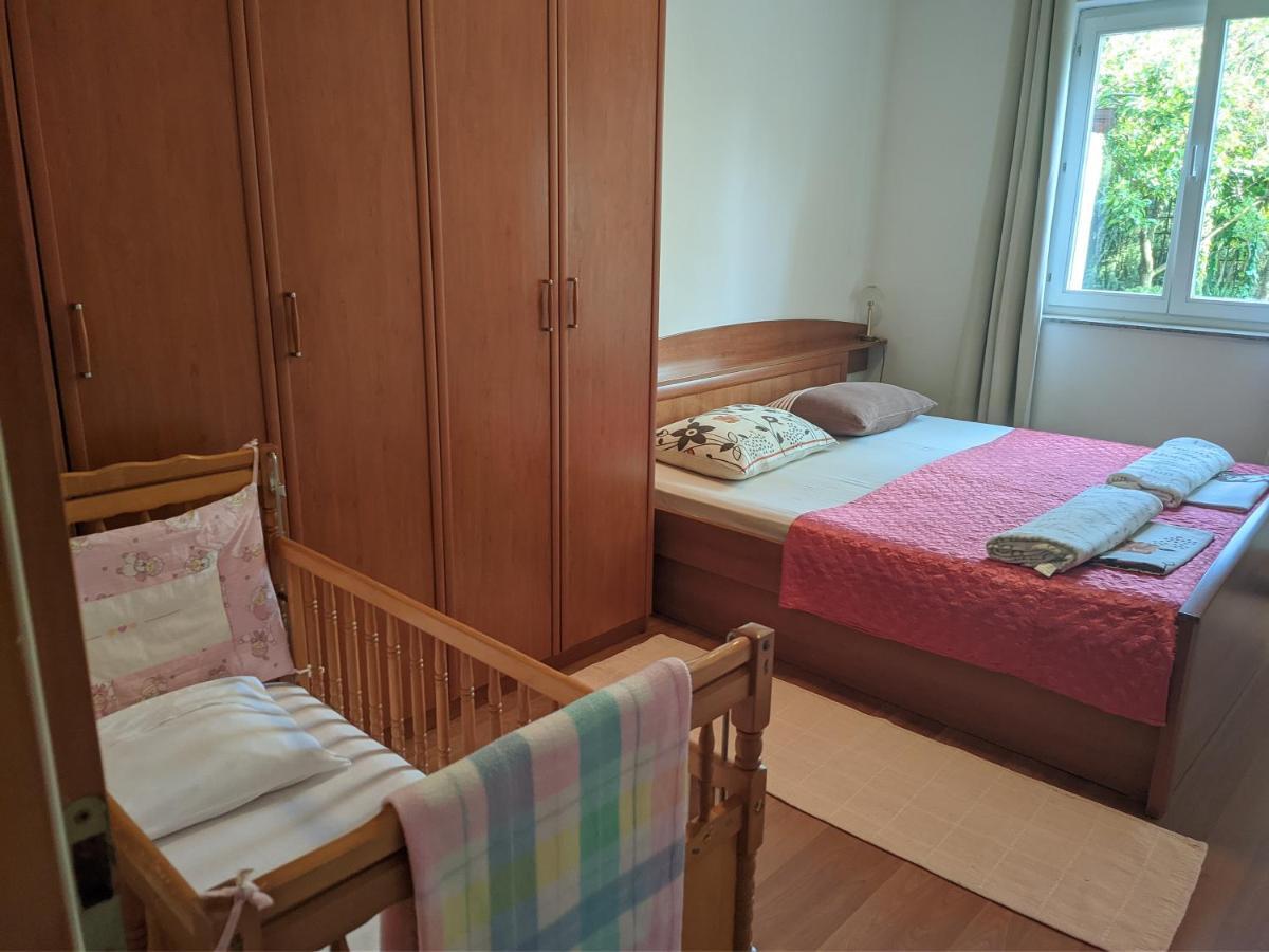 Villa Triton Vinkuran Luaran gambar