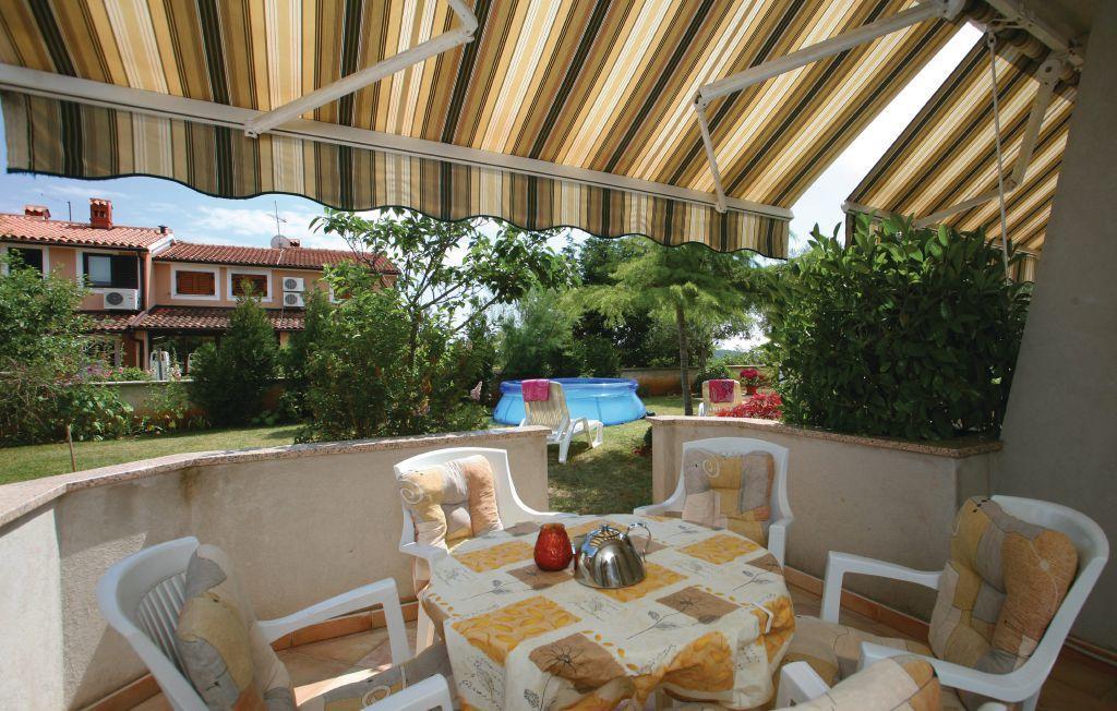 Villa Triton Vinkuran Luaran gambar